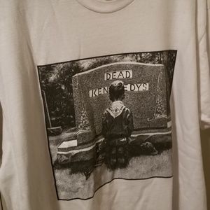 SUPREME DEAD KENNEDYS GRAVESTONE TEE